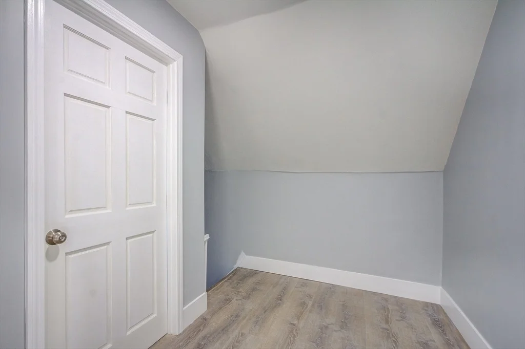 Photo of 5 Bates St