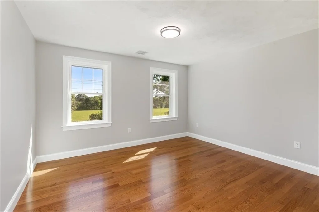 Photo of 150 Nashua Rd