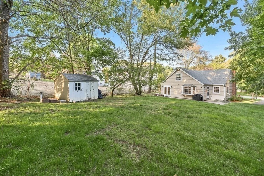 Photo of 7 Haven Ln