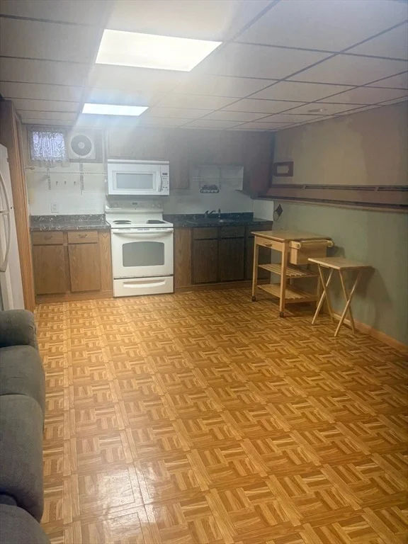 Photo of 37 Simpson Ln