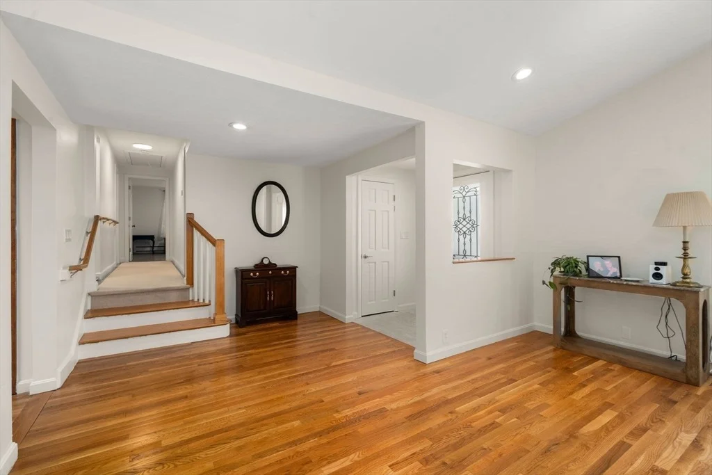 Photo of 50 Mary Ellen Rd