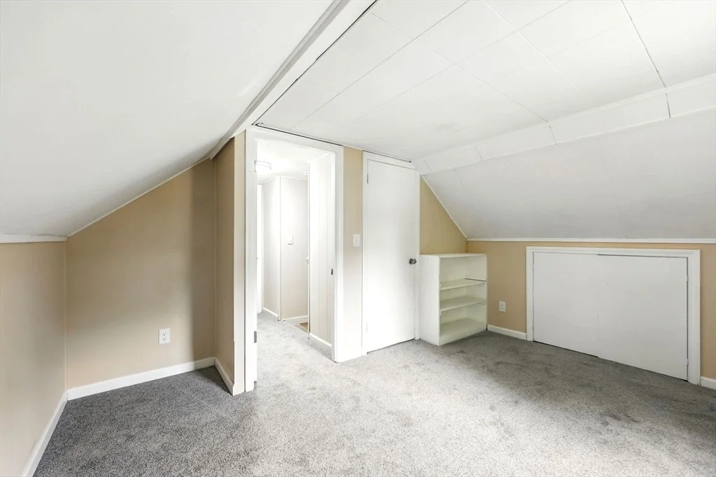Photo of 147 Quaker St