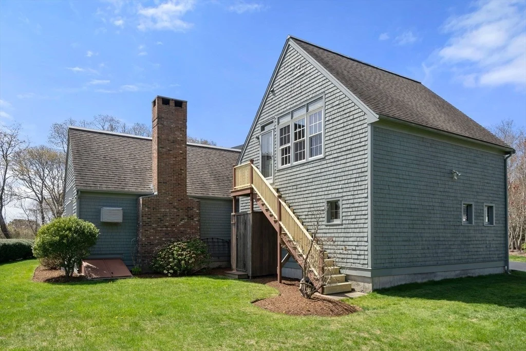 Photo of 205 Carlson Lane