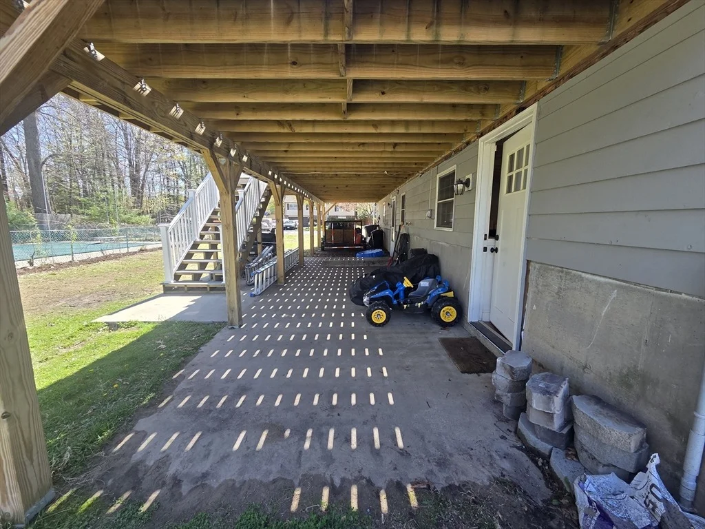 Photo of 166 Pomeroy Meadow Rd