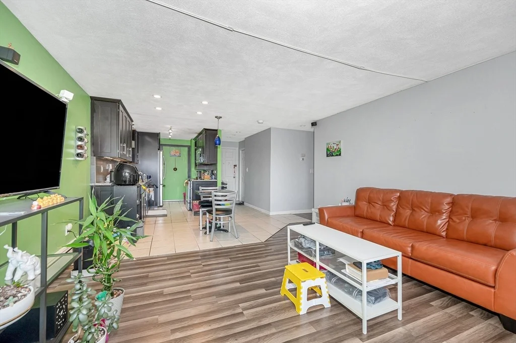 Photo of Unit 21 at 300 Governor Drive