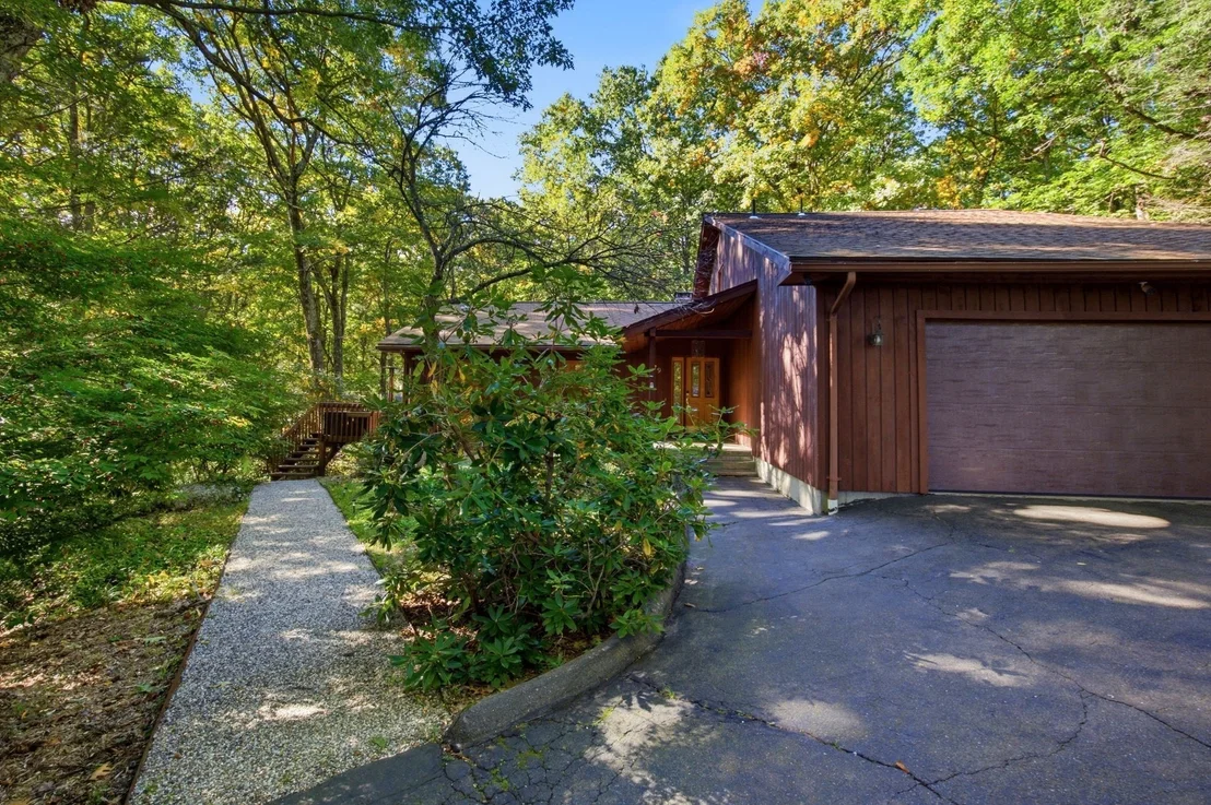 Photo of 79 Pine Ridge Rd