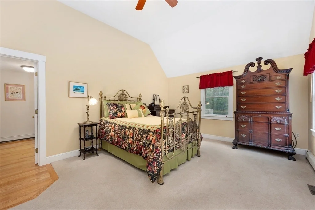 Photo of 154 Whittier Dr