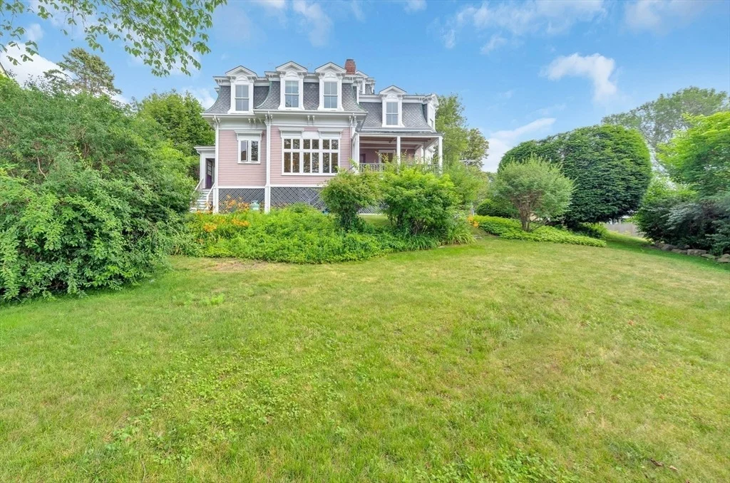 Photo of 2 Clarendon St