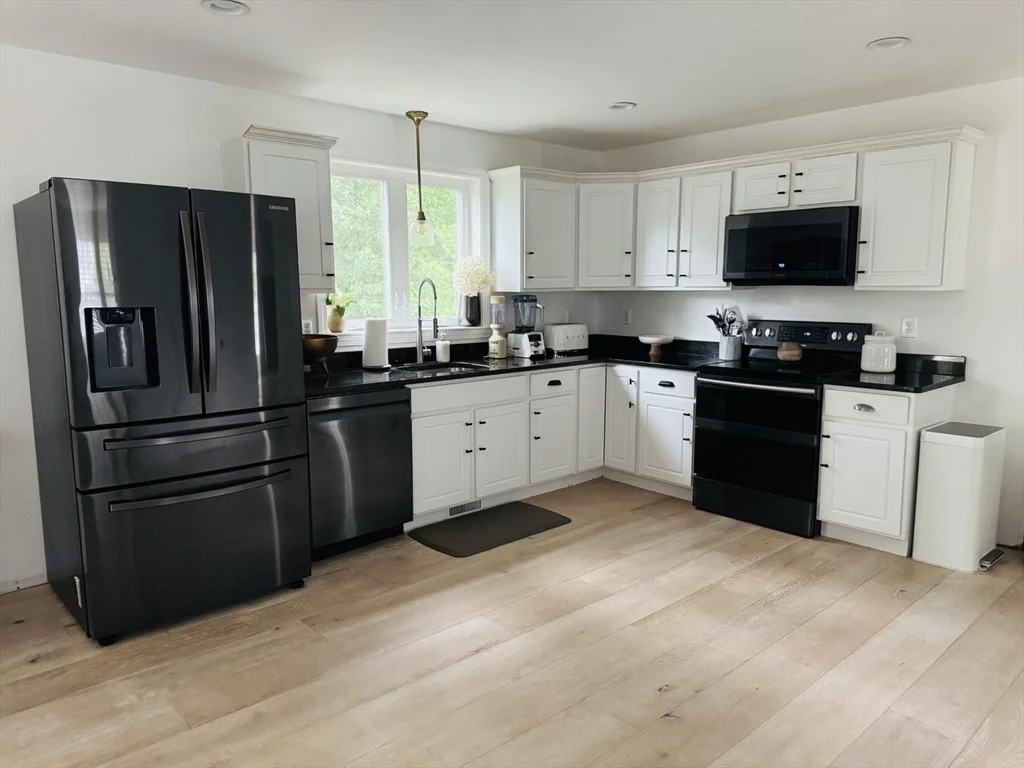 Photo of 3 Waterford Cir