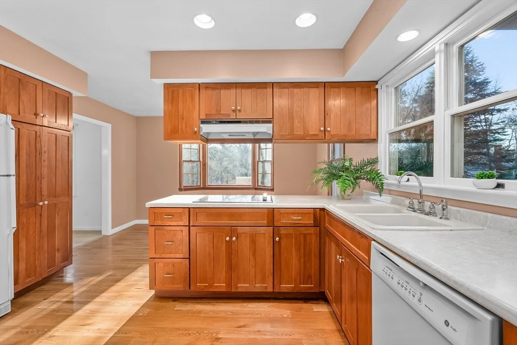Photo of 170 Seaview Rd