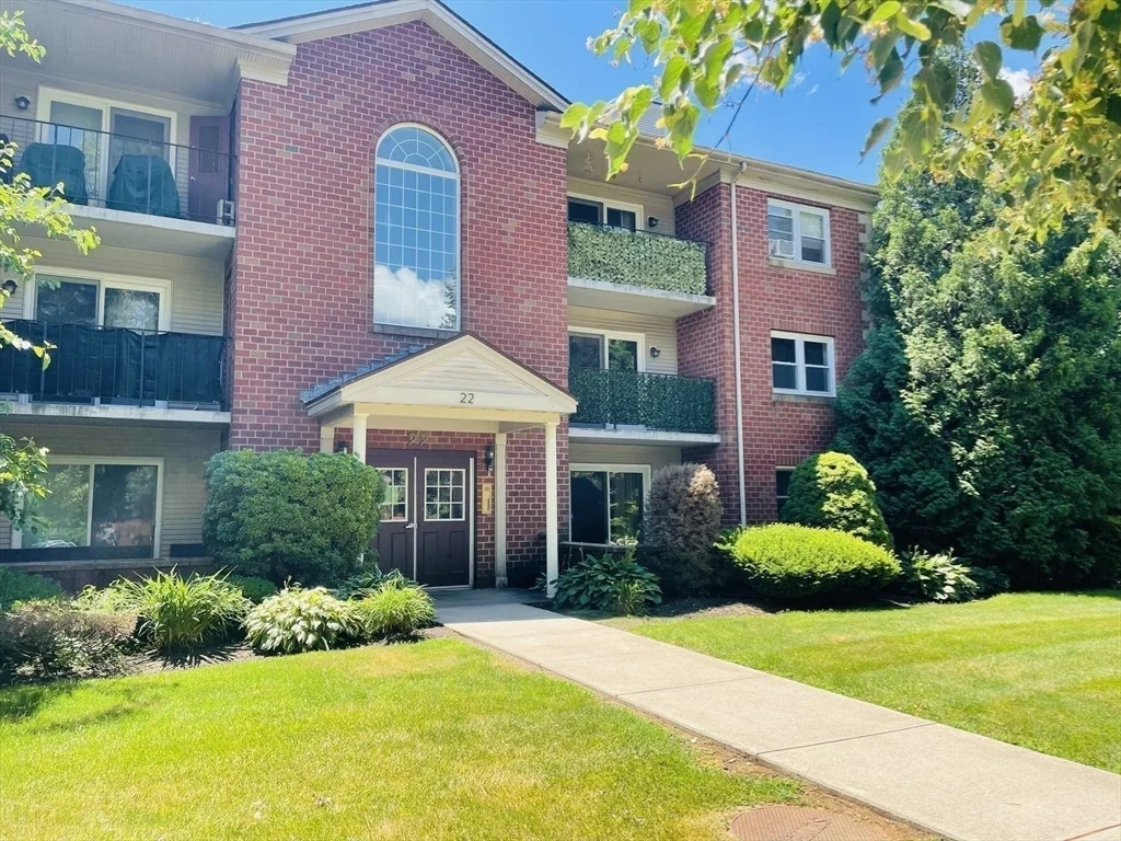 Photo of Unit D at 22 Maple Crest Circle