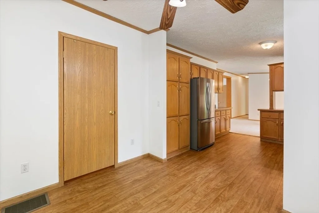 Photo of 98 Hurricane Rd