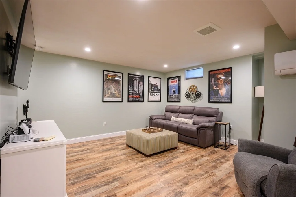 Photo of 52 Parkway