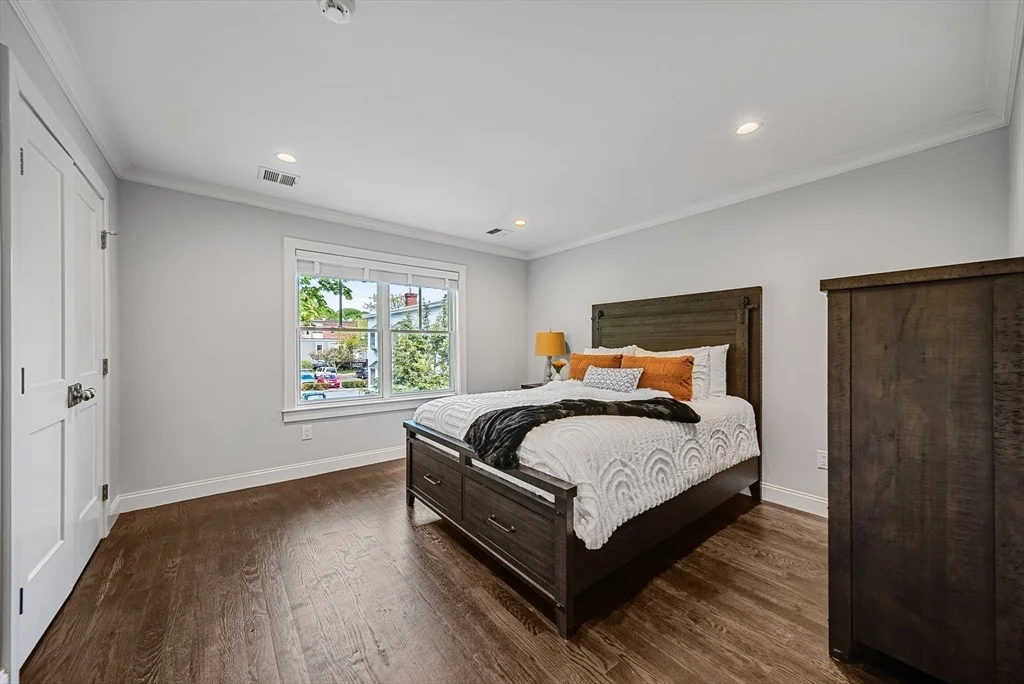Photo of 7 Bemis Rd