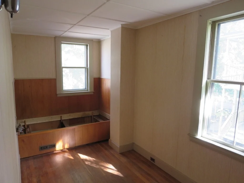 Photo of 14 Meadow St