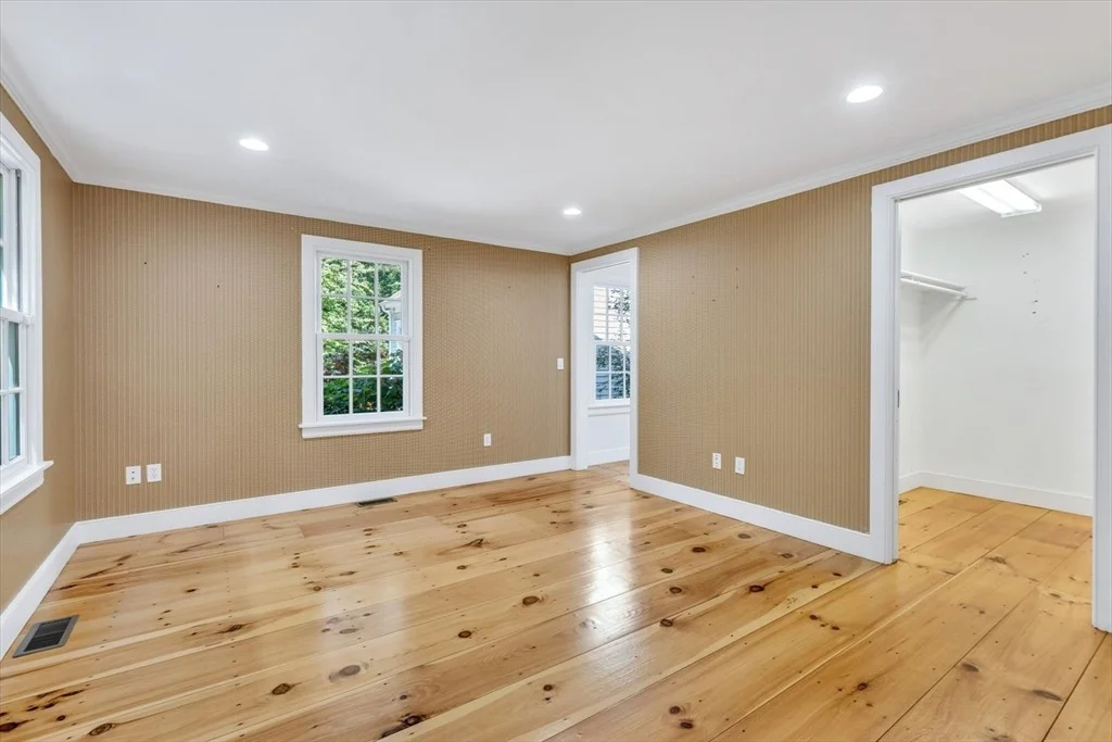 Photo of 116 West Way