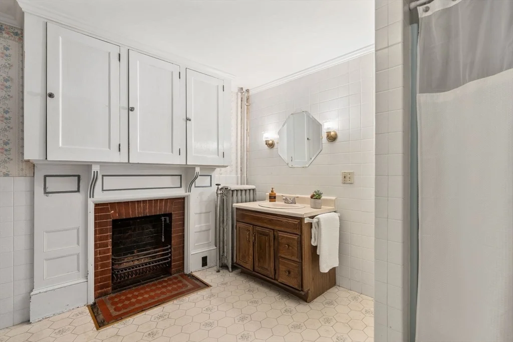 Photo of 22 Hillside Ave