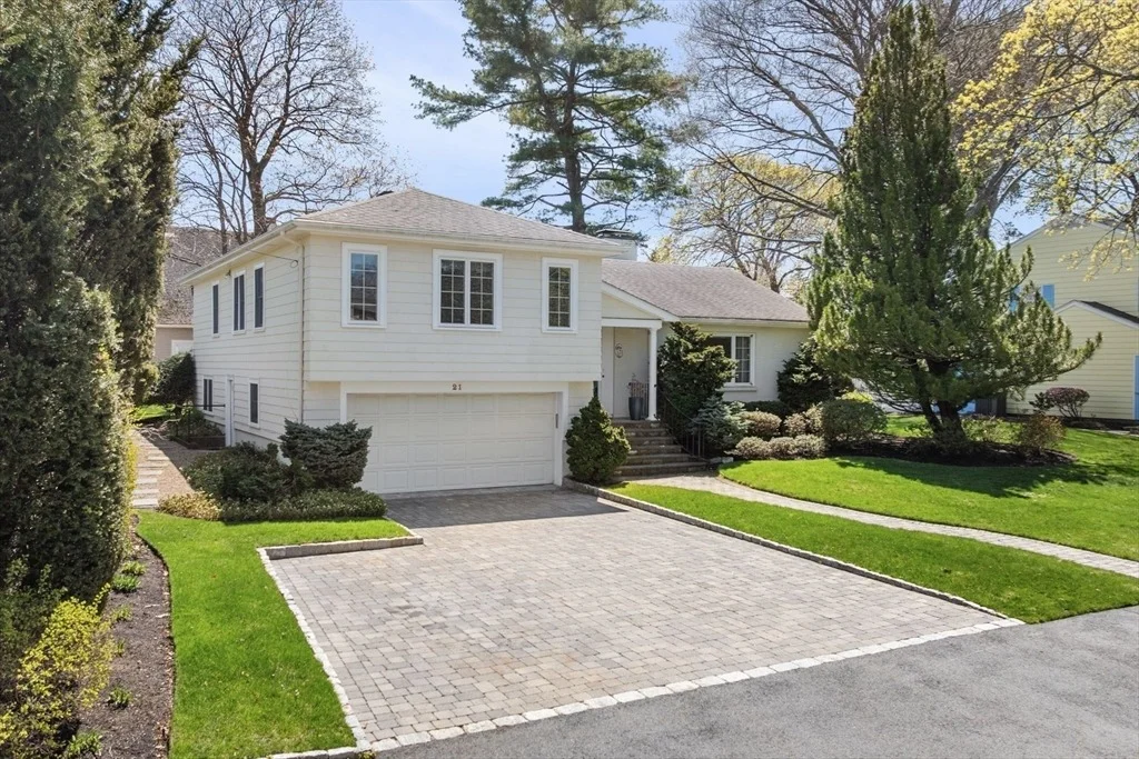 Photo of 21 Phillips Avenue