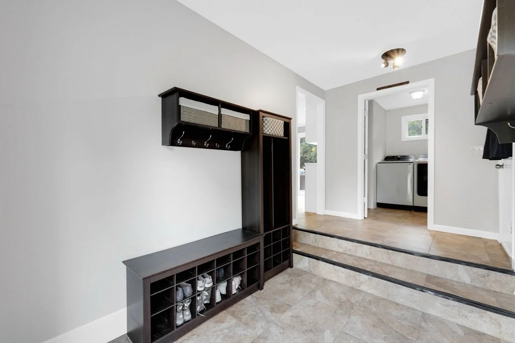 Photo of 51 Lantern Ln