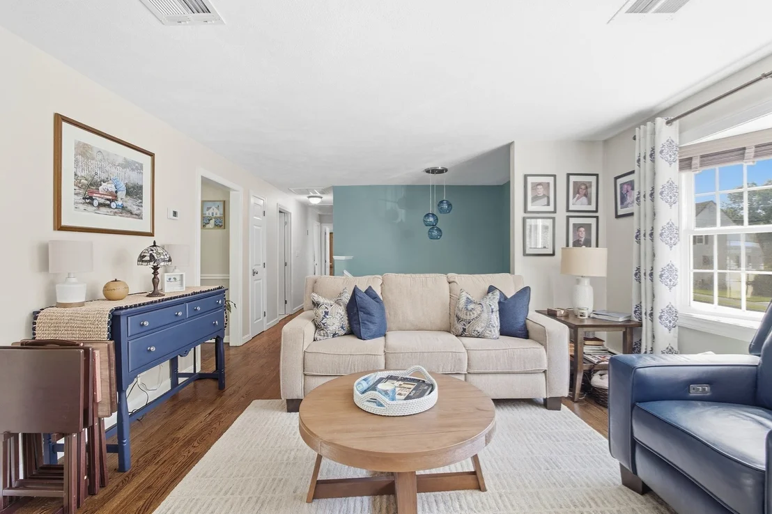 Photo of 136 Maplewood Rd