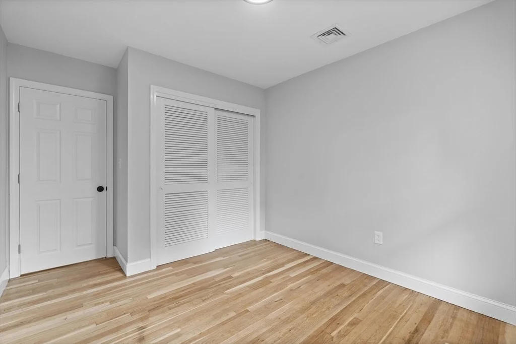 Photo of 48 Lansing Rd