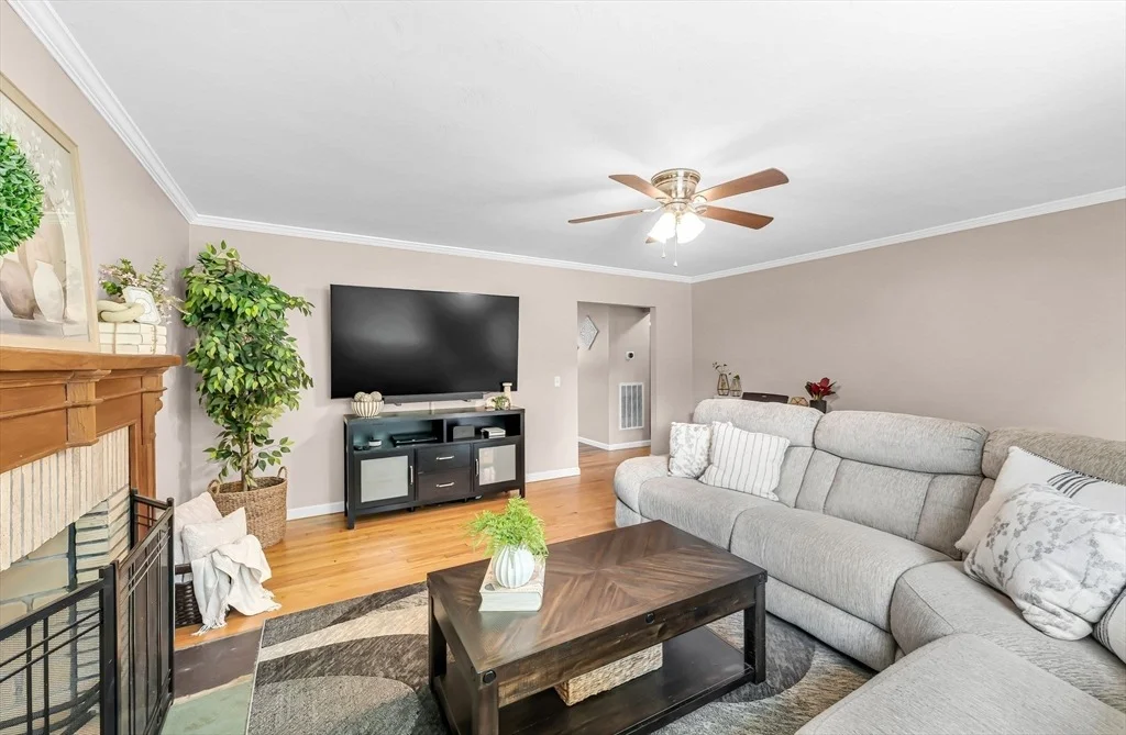 Photo of 114 Fenway Dr
