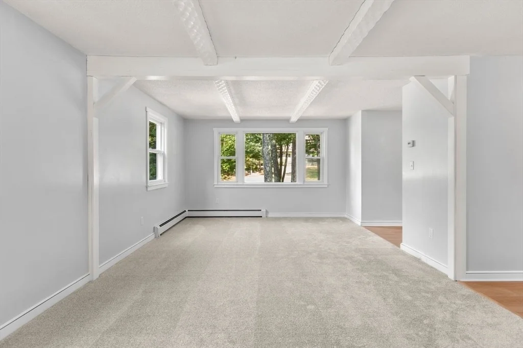 Photo of 28 Colonial Way