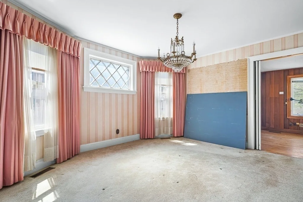 Photo of 273 Rogers St.
