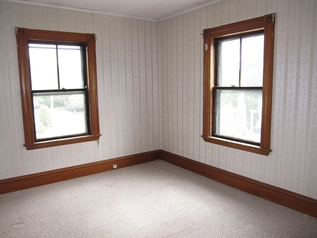 Photo of 6 Broads Avenue