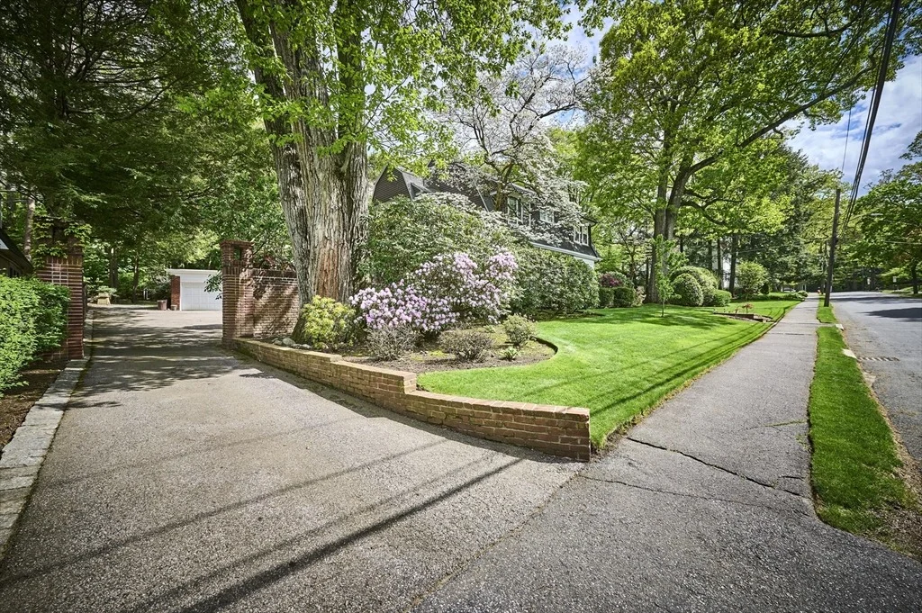 Photo of 30 Cheswick