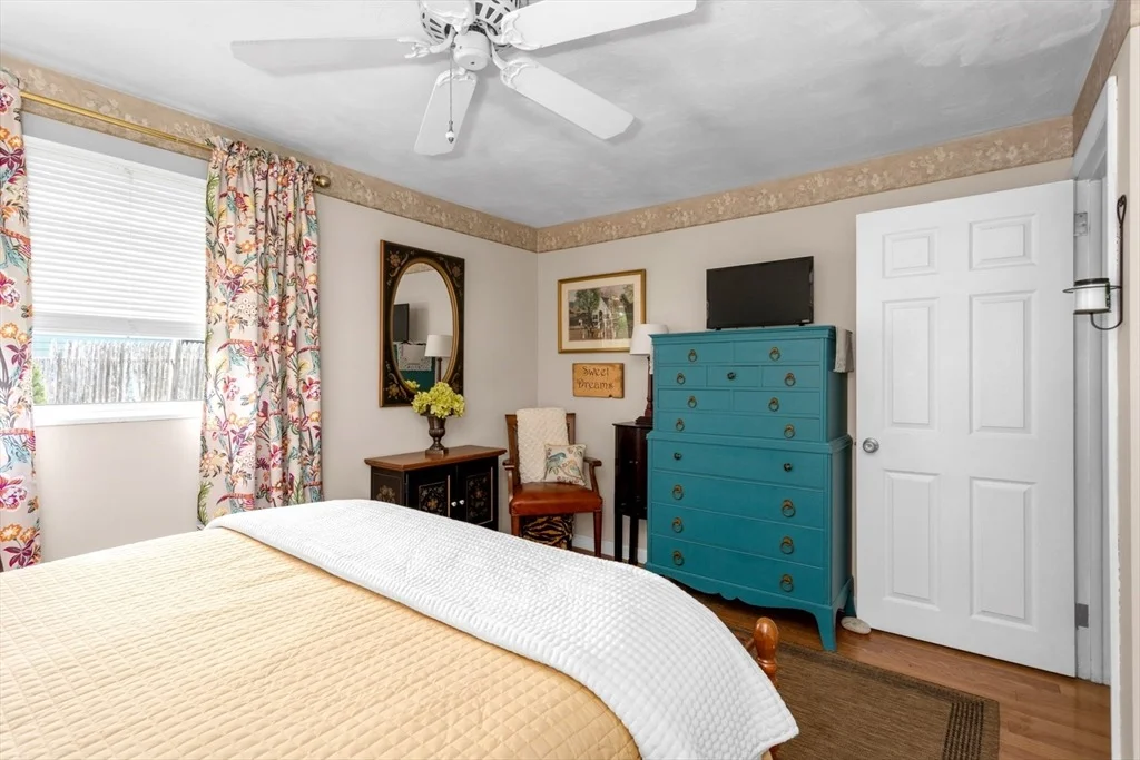 Photo of 232 Bates Rd
