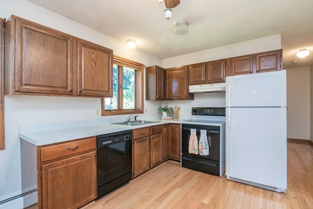 Photo of 63 Tinkham Rd