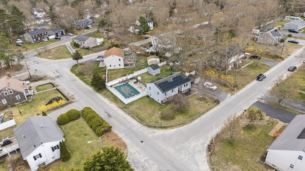 Photo of 51 Hideaway Ln