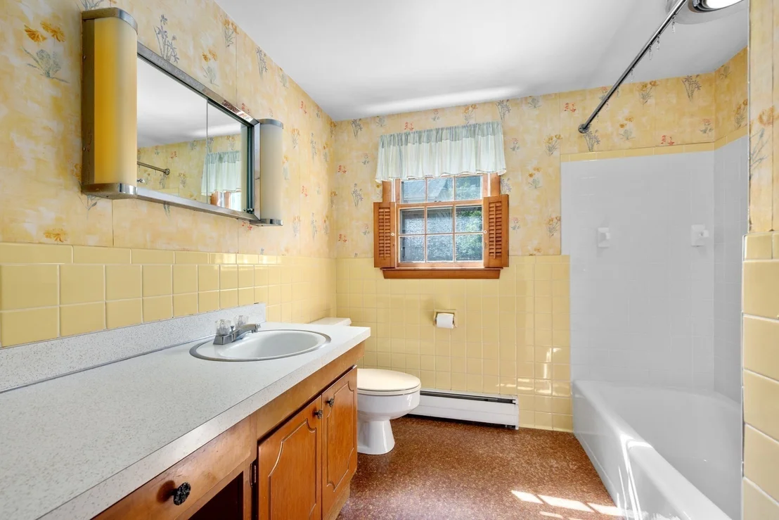 Photo of 61 Laurel Rd