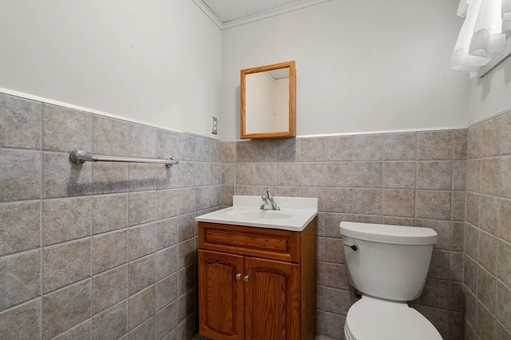 Photo of 30 Rosedale Ave