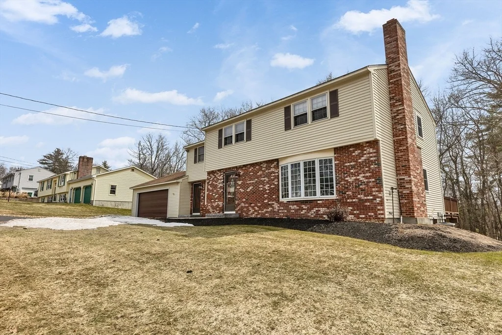 Photo of 22 Taschereau Blvd.