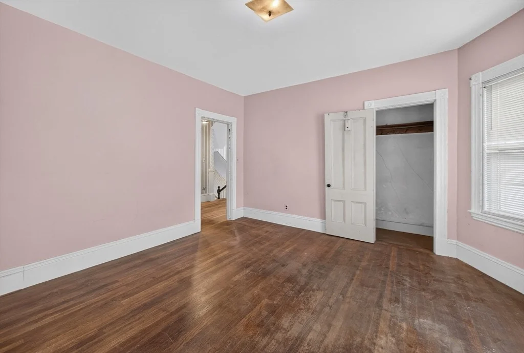 Photo of 156 Broadway