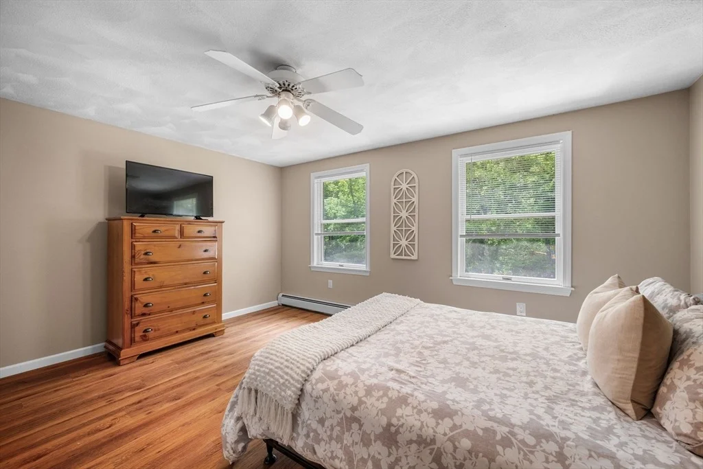 Photo of 10 Grandview Rd