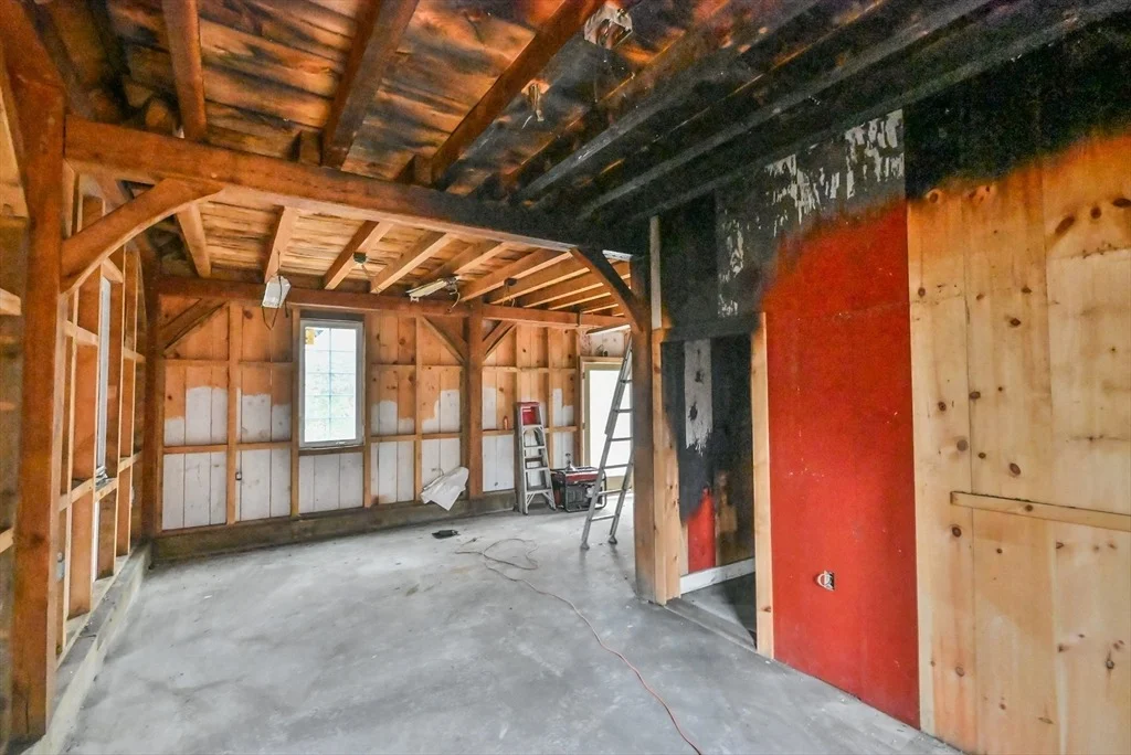 Photo of 203 Chamberlain Hill Rd