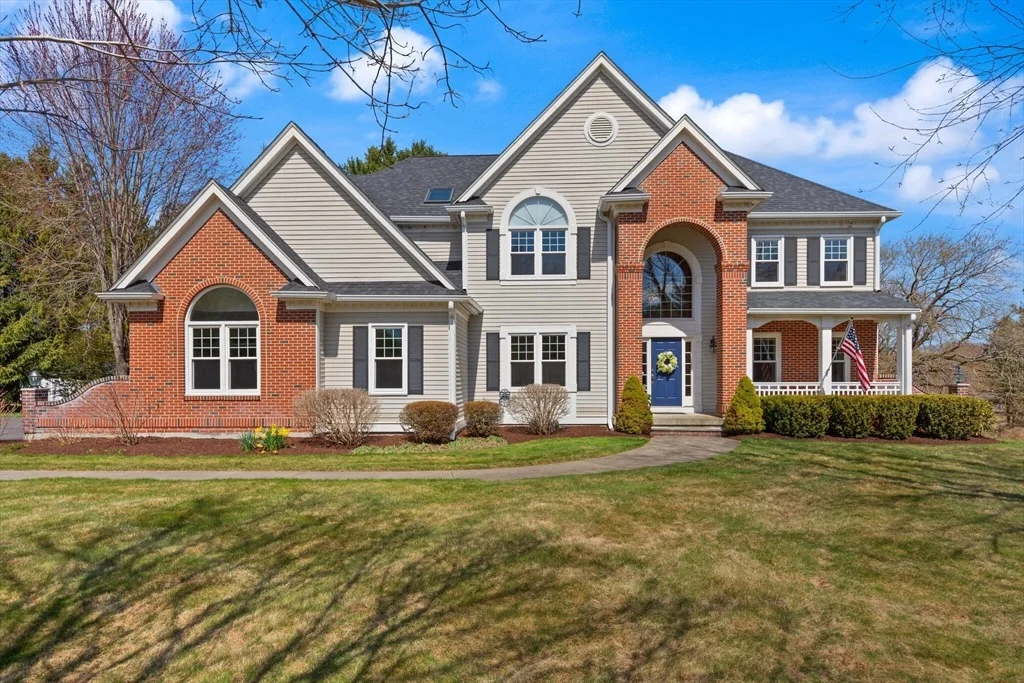 Photo of 20 Comstock Dr
