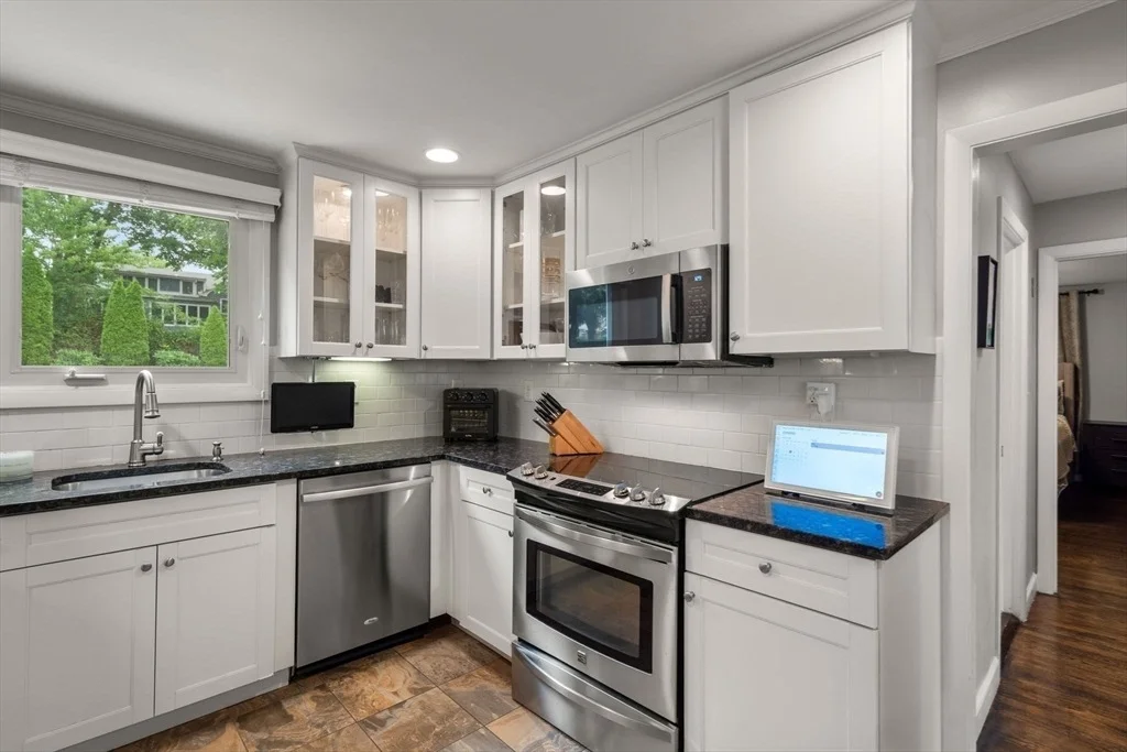 Photo of 150 Woodbine Circle