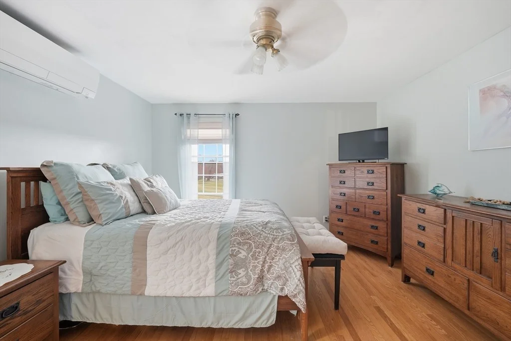 Photo of 7 Hillside Meadows Dr