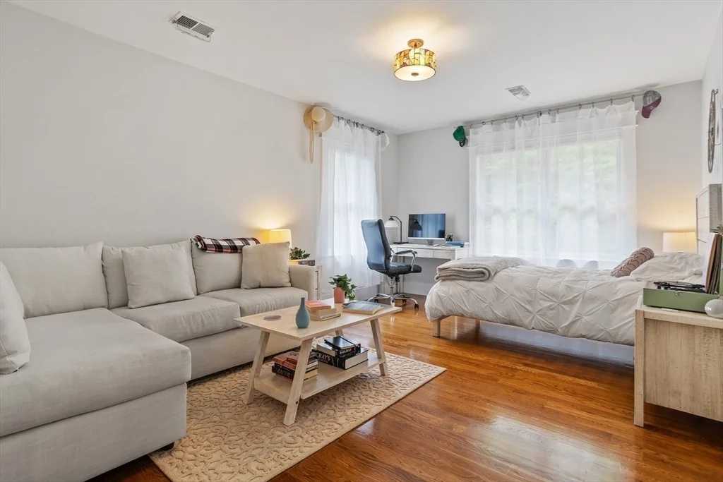 Photo of 5 Walnut Street