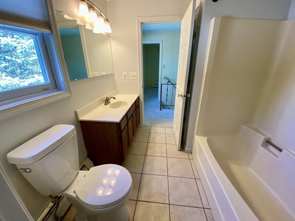 Photo of Unit B at 12 Riverview