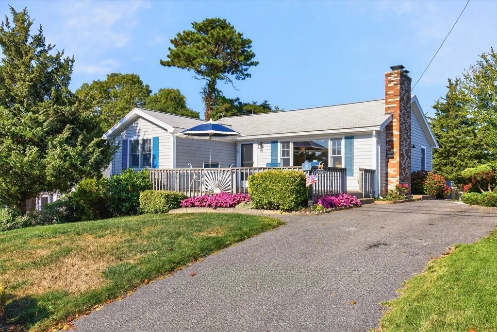 Photo of 35 Shore Dr