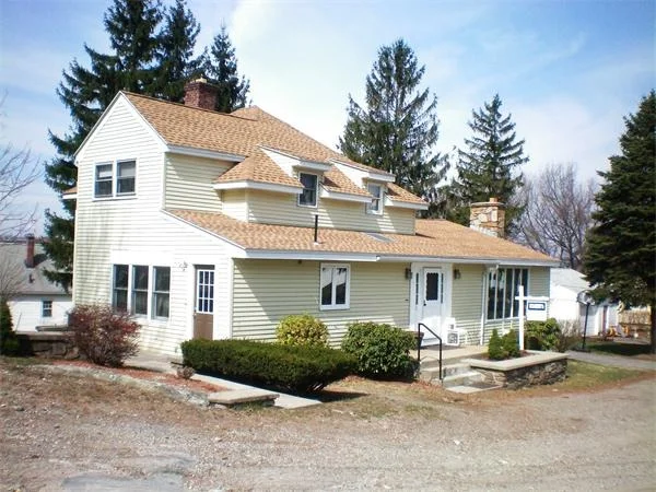 Photo of 20 Valley View Ln