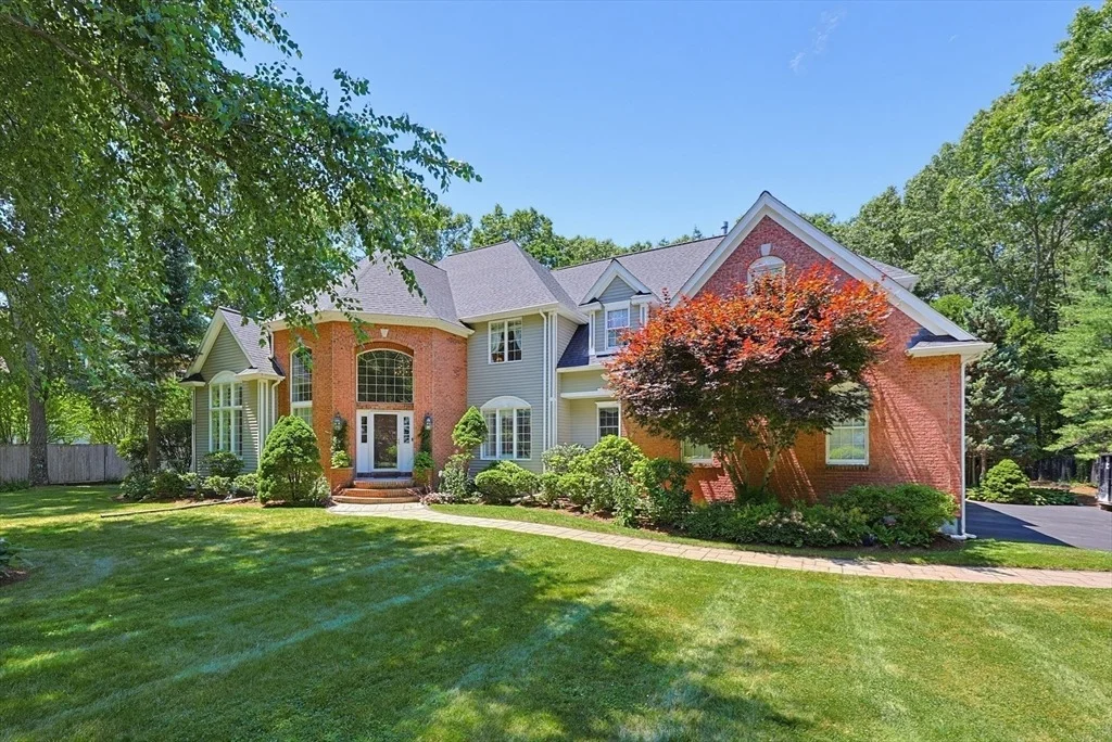Photo of 64 Deerview Way