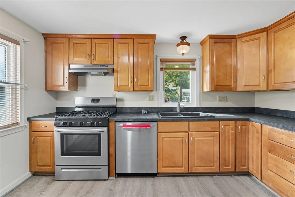 Photo of 35 Juniper Dr
