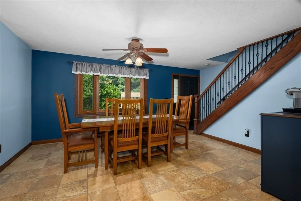 Photo of 33 Scenic Ave