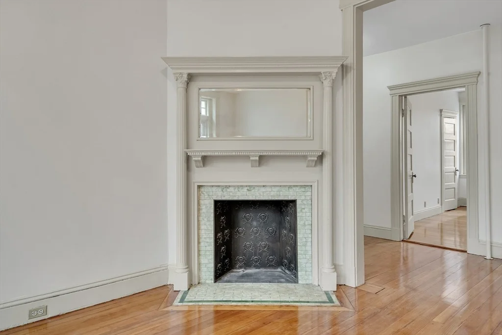 Photo of Unit 2 at 9 Clinton Path
